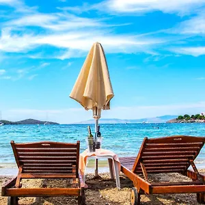 Отель Blue Bay (adults Only), Битез